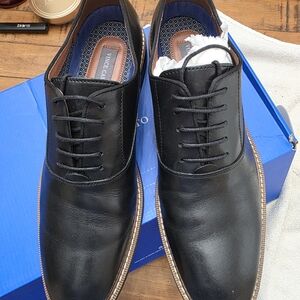 Vince Camuto Black Leather Oxfords